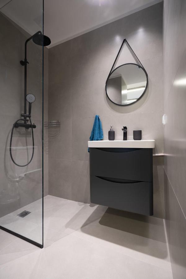 Monastiraki Metro St 2 Bedrooms 6 Pers By Mps Athena Bagian luar foto
